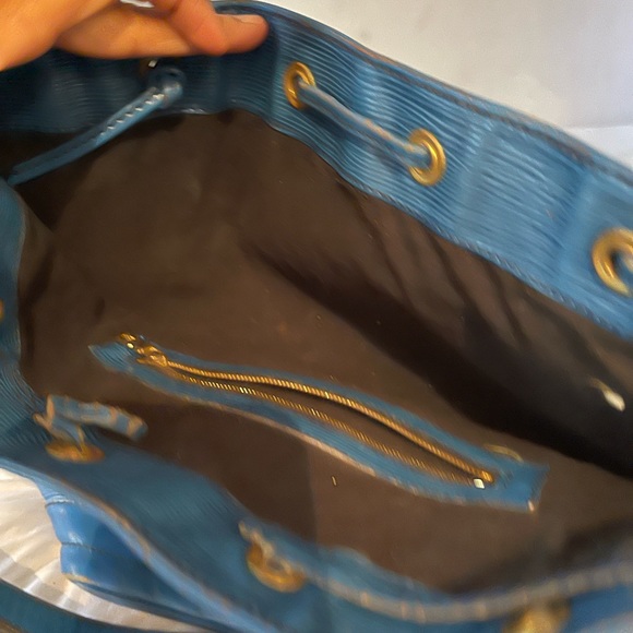 Louis Vuitton Epi large bucket draw string - Picture 2 of 5